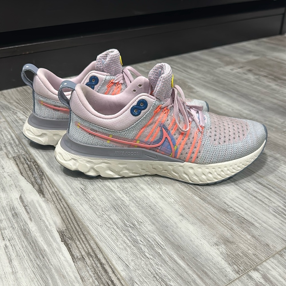 Nike Women’s React Infinity Run Flyknit